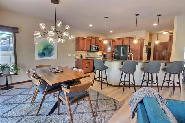 9014 Pine Hollow Place, Verona, WI 53593