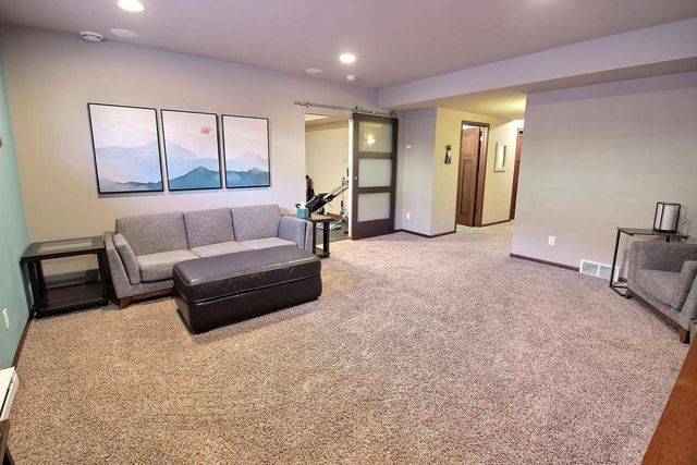 9014 Pine Hollow Place, Verona, WI 53593