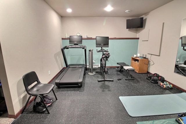 9014 Pine Hollow Place, Verona, WI 53593