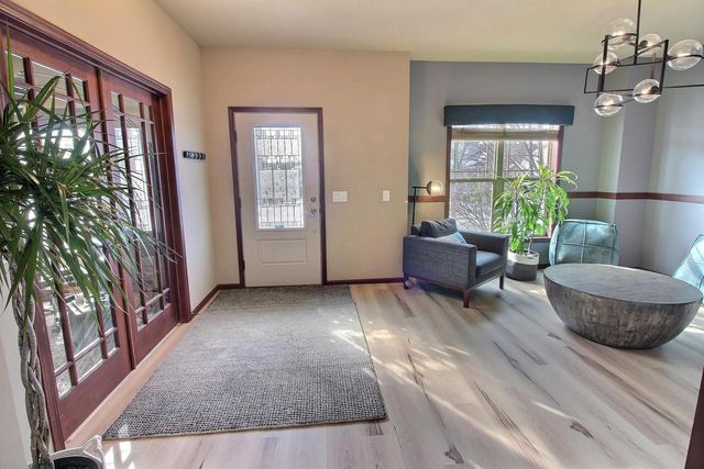 9014 Pine Hollow Place, Verona, WI 53593