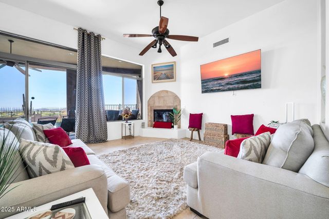 3335 W CARRIAGE Drive, Phoenix, AZ 85086