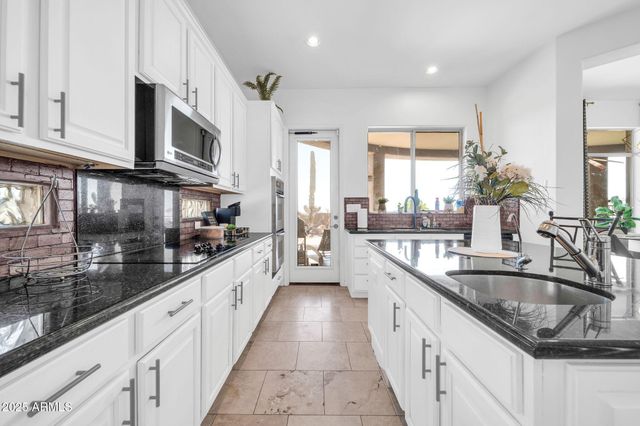 3335 W CARRIAGE Drive, Phoenix, AZ 85086