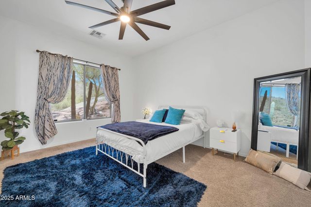 3335 W CARRIAGE Drive, Phoenix, AZ 85086