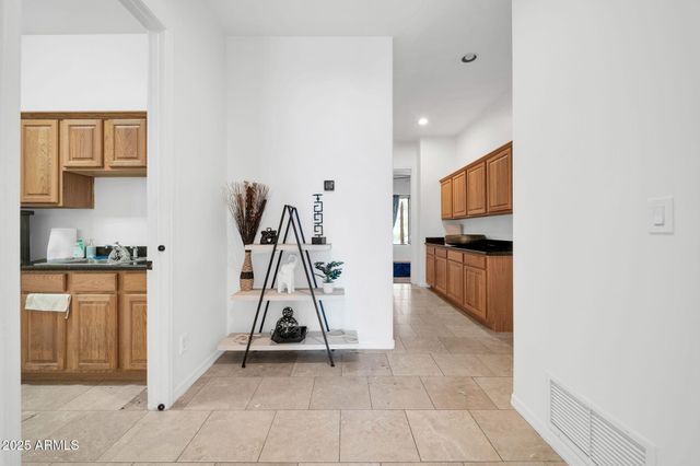 3335 W CARRIAGE Drive, Phoenix, AZ 85086