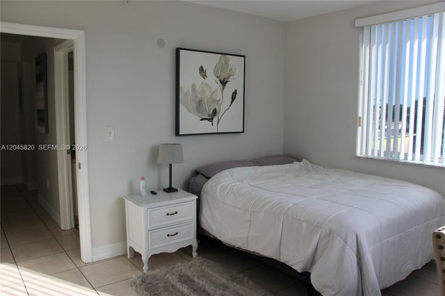 2501 Douglas Road 304, Miami, FL 33133