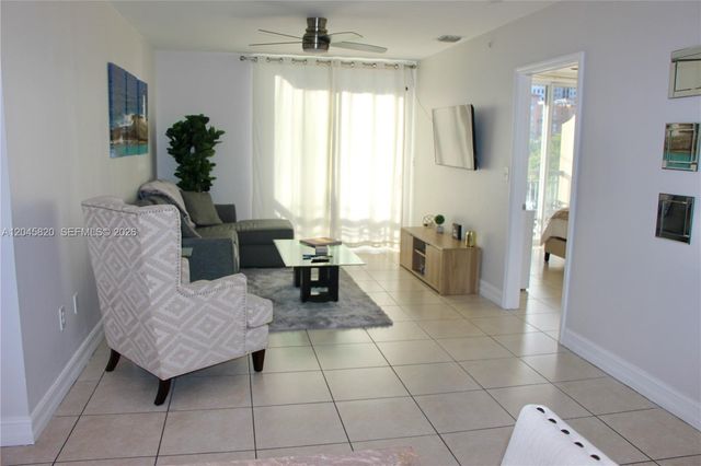 2501 Douglas Road 304, Miami, FL 33133