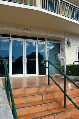 2501 Douglas Road 304, Miami, FL 33133