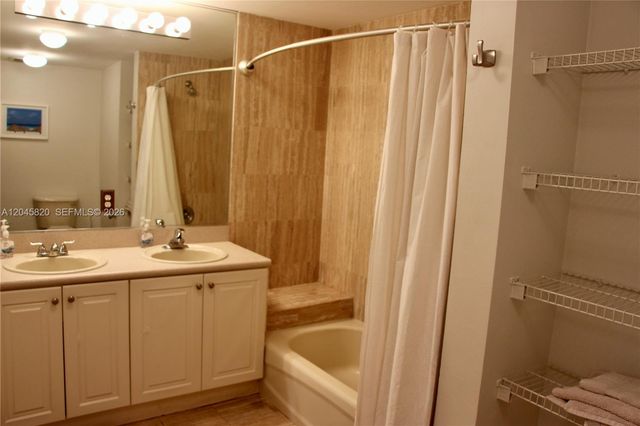 2501 Douglas Road 304, Miami, FL 33133