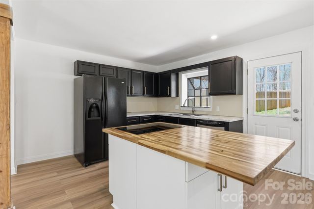 4920 Bright Road, Charlotte, NC 28214