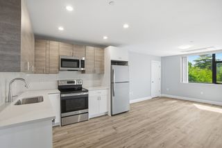 632 Centre St 301, Boston, MA 02139