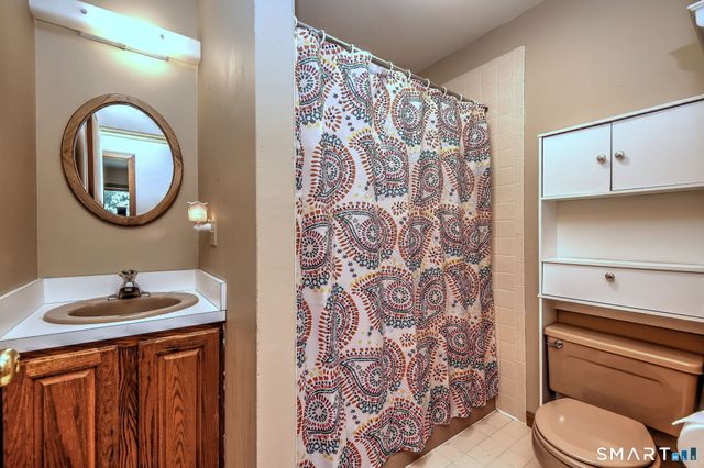 8 Brookview Lane, New Milford, CT 06776