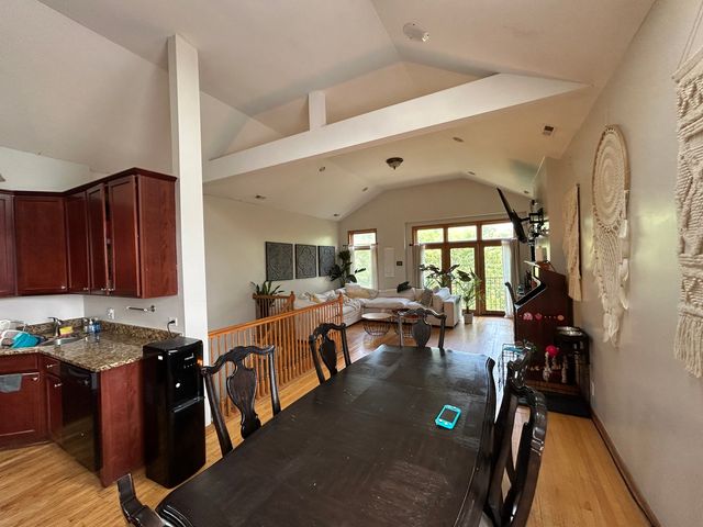5644 S Prairie Avenue, Chicago, IL 60637