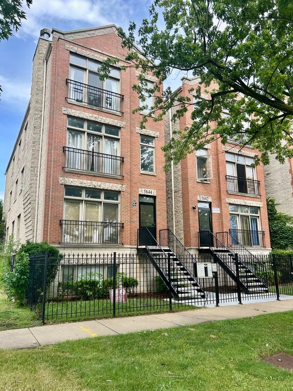 5644 S Prairie Avenue, Chicago, IL 60637