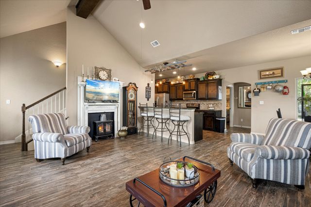 1401 Lauren Lane, Granbury, TX 76048