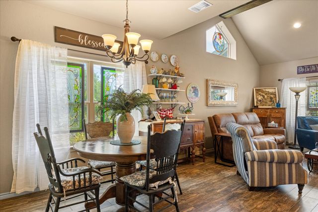 1401 Lauren Lane, Granbury, TX 76048