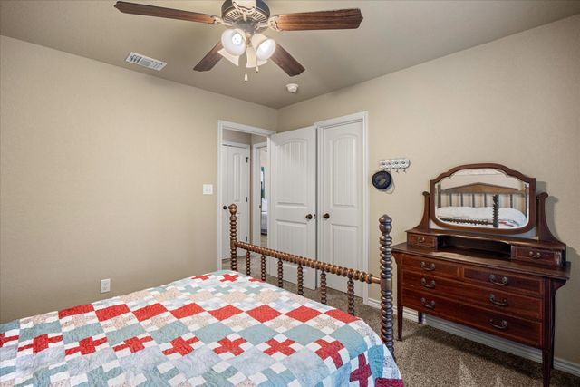 1401 Lauren Lane, Granbury, TX 76048