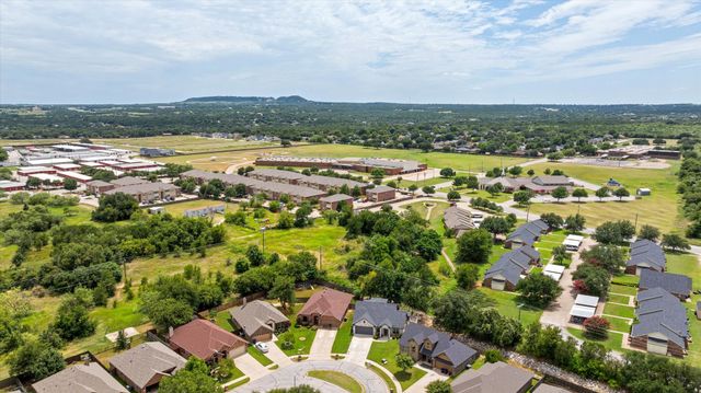1401 Lauren Lane, Granbury, TX 76048