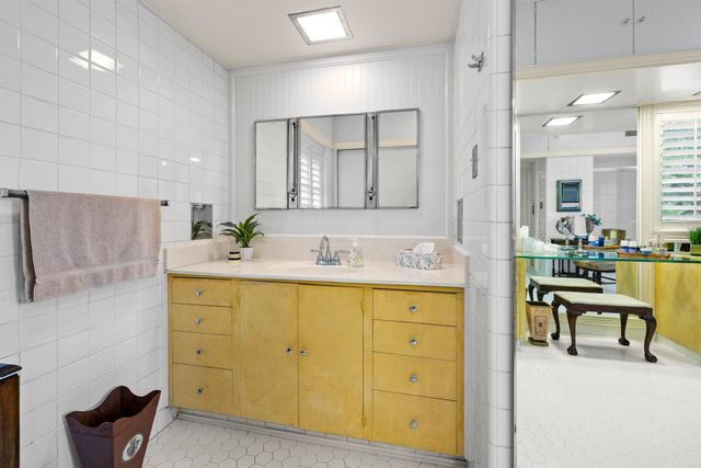 603 E Melton St, Longview, TX 75602