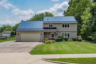 9612 Moeller Road, New Haven, IN 46774