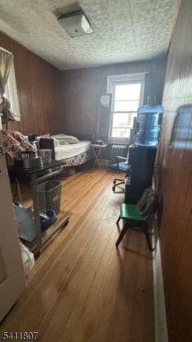 56 Herzog Pl, Englewood City, NJ 07631