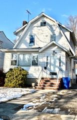 56 Herzog Pl, Englewood City, NJ 07631