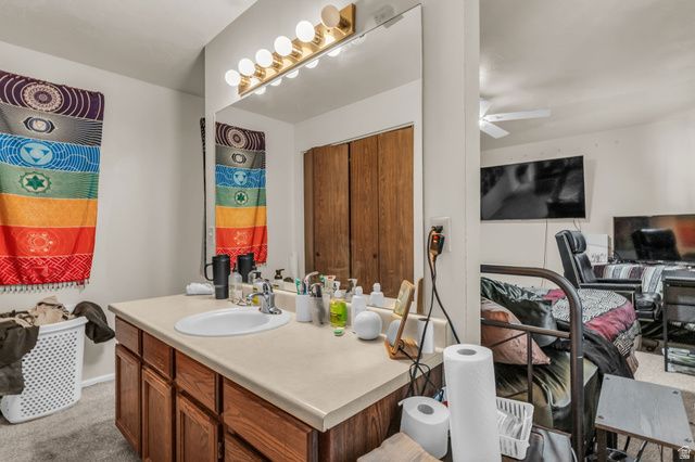 104 S SANTA RITA PL, West Jordan, UT 84088