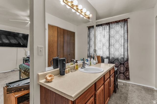 104 S SANTA RITA PL, West Jordan, UT 84088