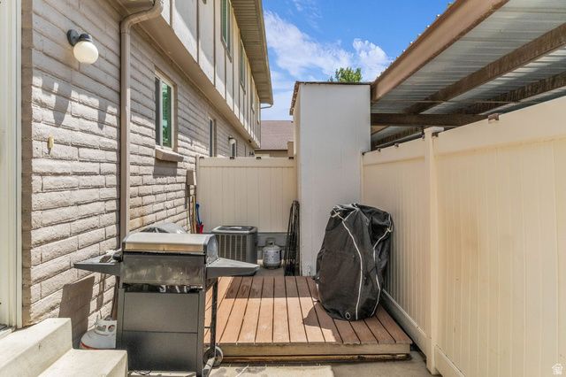 104 S SANTA RITA PL, West Jordan, UT 84088