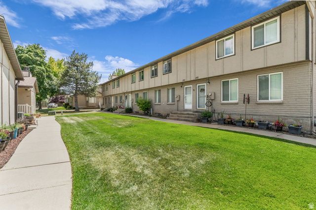 104 S SANTA RITA PL, West Jordan, UT 84088