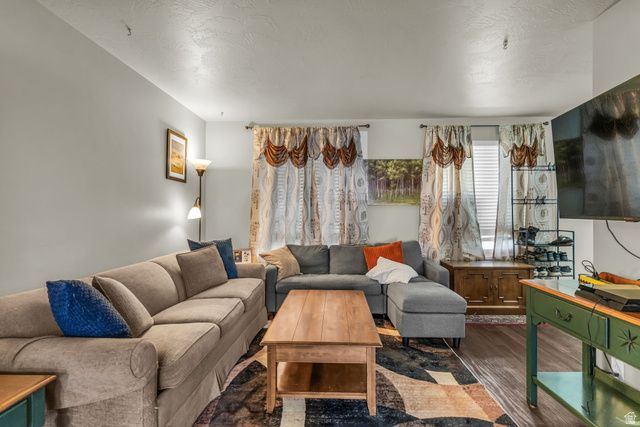 104 S SANTA RITA PL, West Jordan, UT 84088