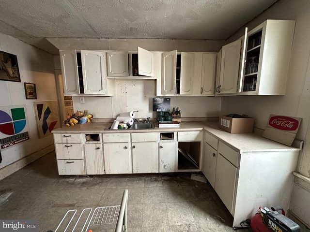 1212 SCOTLAND AVENUE, Chambersburg, PA 17201