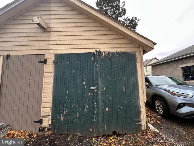 1212 SCOTLAND AVENUE, Chambersburg, PA 17201