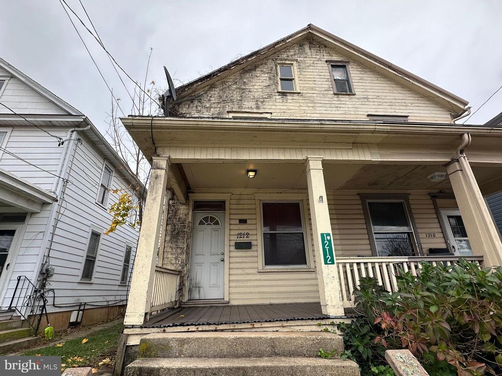 1212 SCOTLAND AVENUE, Chambersburg, PA 17201