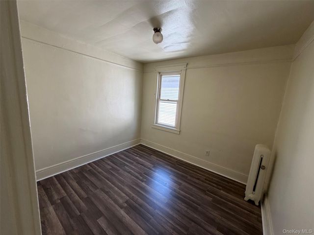 2941 Middletown Road, Bronx, NY 10461