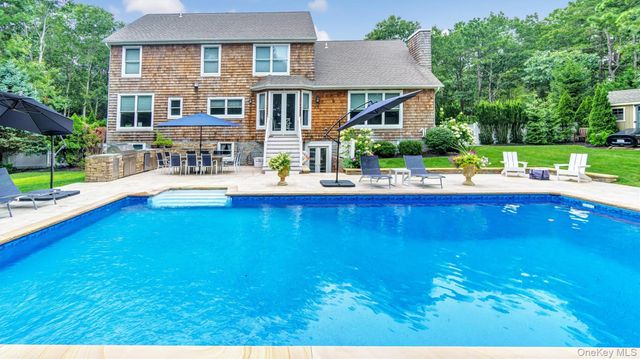 151 Chardonnay Drive, East Quogue, NY 11942