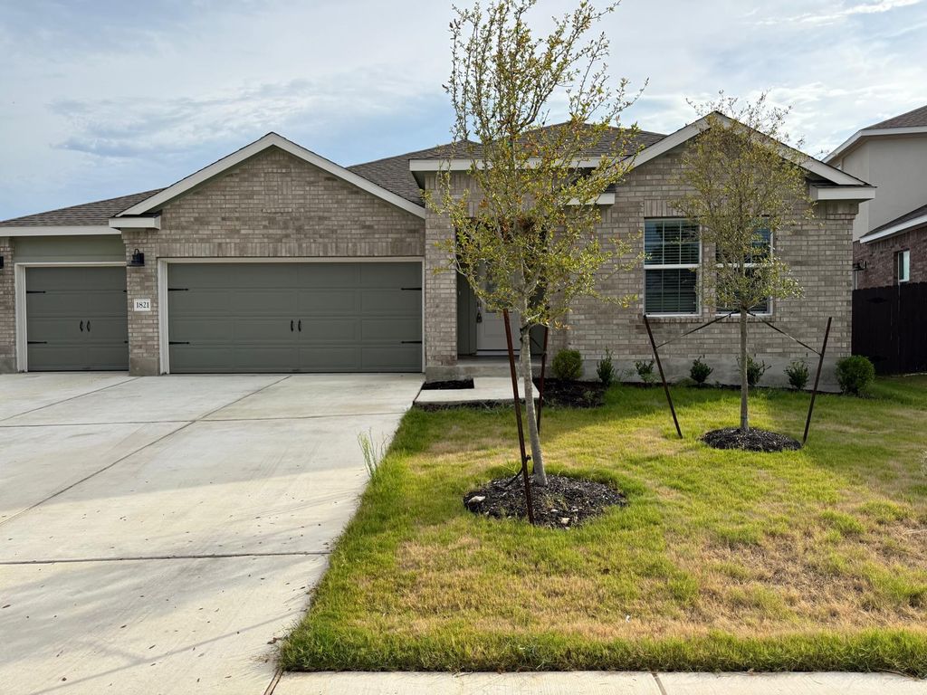 1821 Boggy Creek Ranch RD, Georgetown, TX 78628