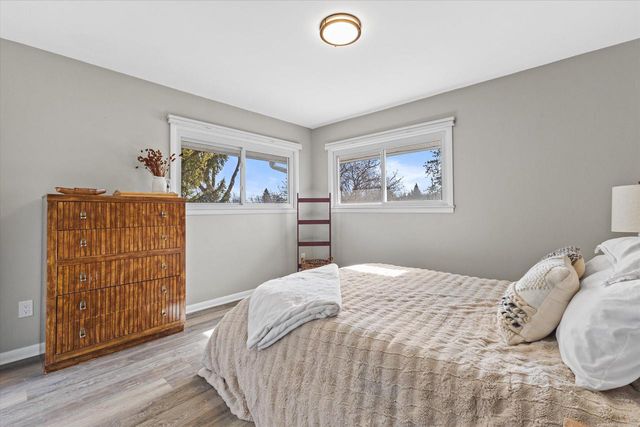 N77W14914 Menomonee Manor DRIVE, Menomonee Falls, WI 53051