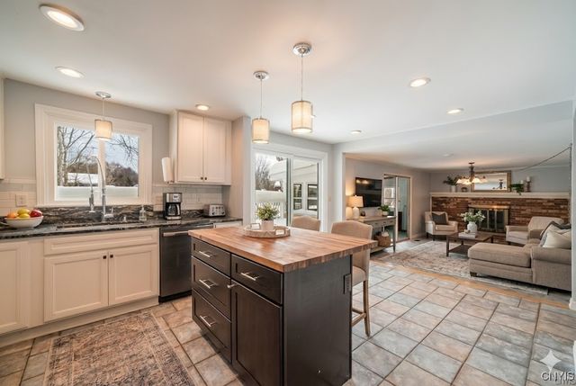 10 Echodale Avenue, Lysander, NY 13027