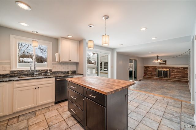 10 Echodale Avenue, Lysander, NY 13027