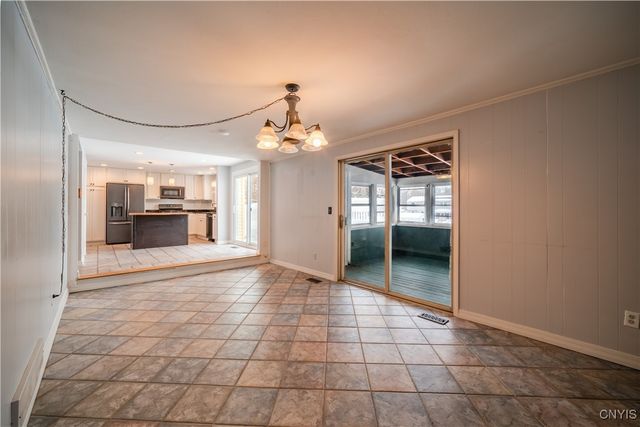 10 Echodale Avenue, Lysander, NY 13027