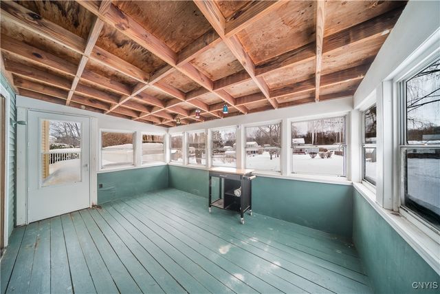 10 Echodale Avenue, Lysander, NY 13027