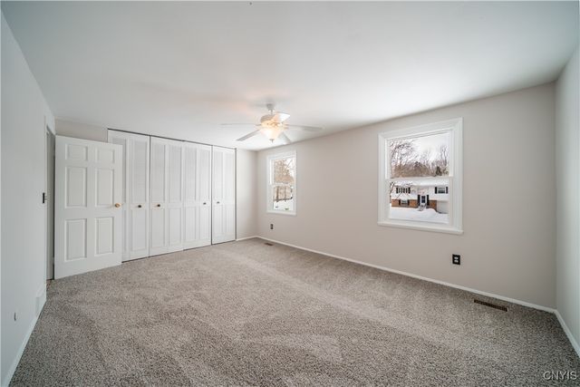 10 Echodale Avenue, Lysander, NY 13027