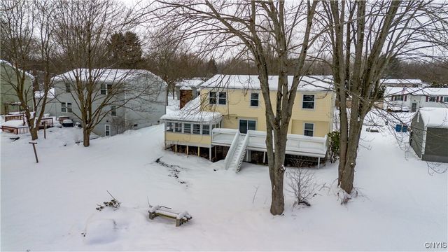 10 Echodale Avenue, Lysander, NY 13027