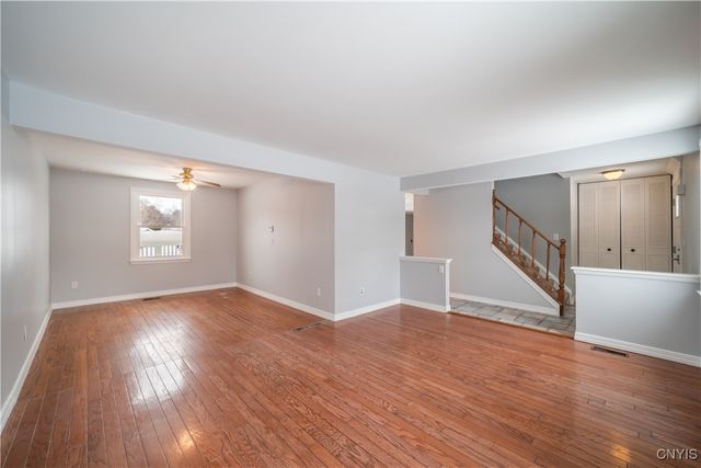 10 Echodale Avenue, Lysander, NY 13027