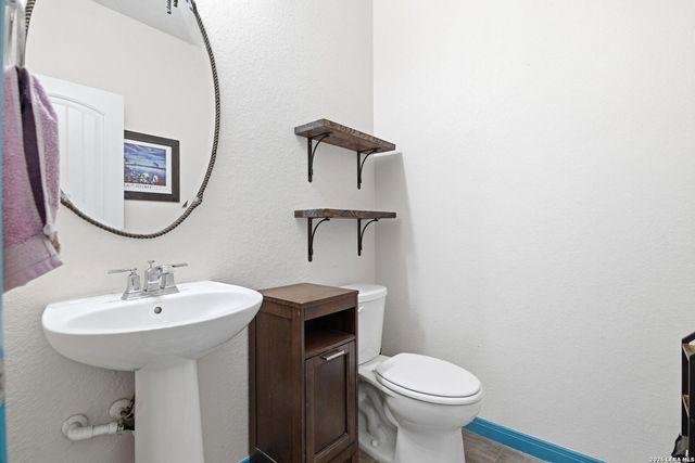 533 Sentry Valley St, New Braunfels, TX 78130