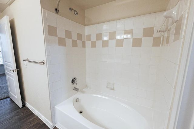 9900 McNeil DR 7-07207, Austin, TX 78750