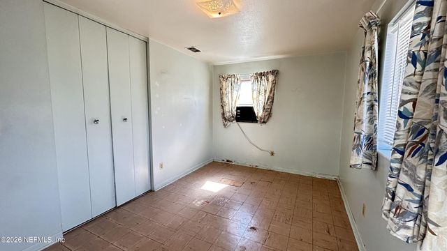 2505 W LOURDES Drive, Jacksonville, FL 32210