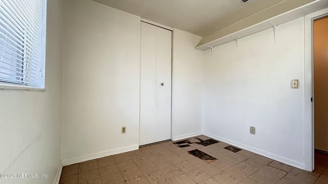 2505 W LOURDES Drive, Jacksonville, FL 32210