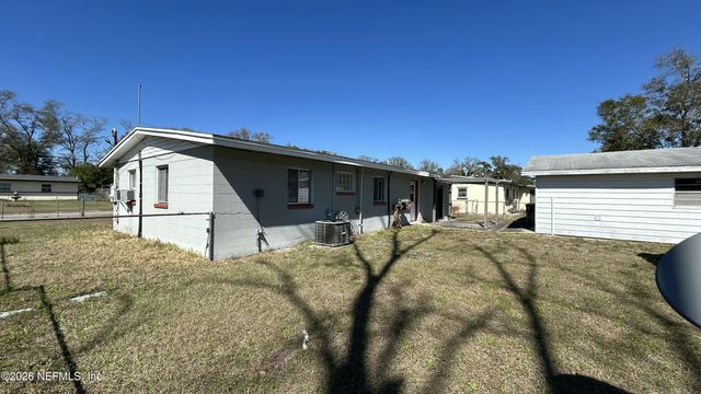 2505 W LOURDES Drive, Jacksonville, FL 32210