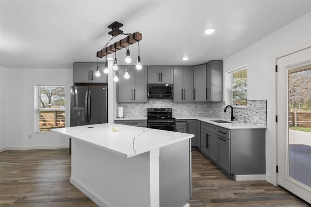 1024 Greenlee Street, Denton, TX 76201